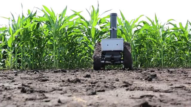 Agricultural robot may be ‘game changer’ for crop growers, breeders