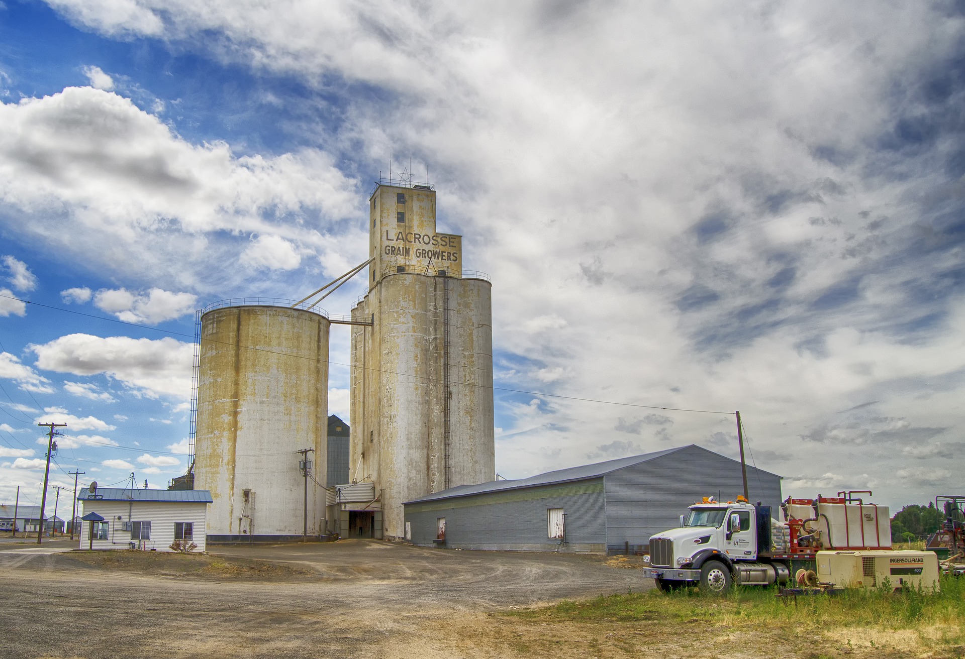 Grain elevator