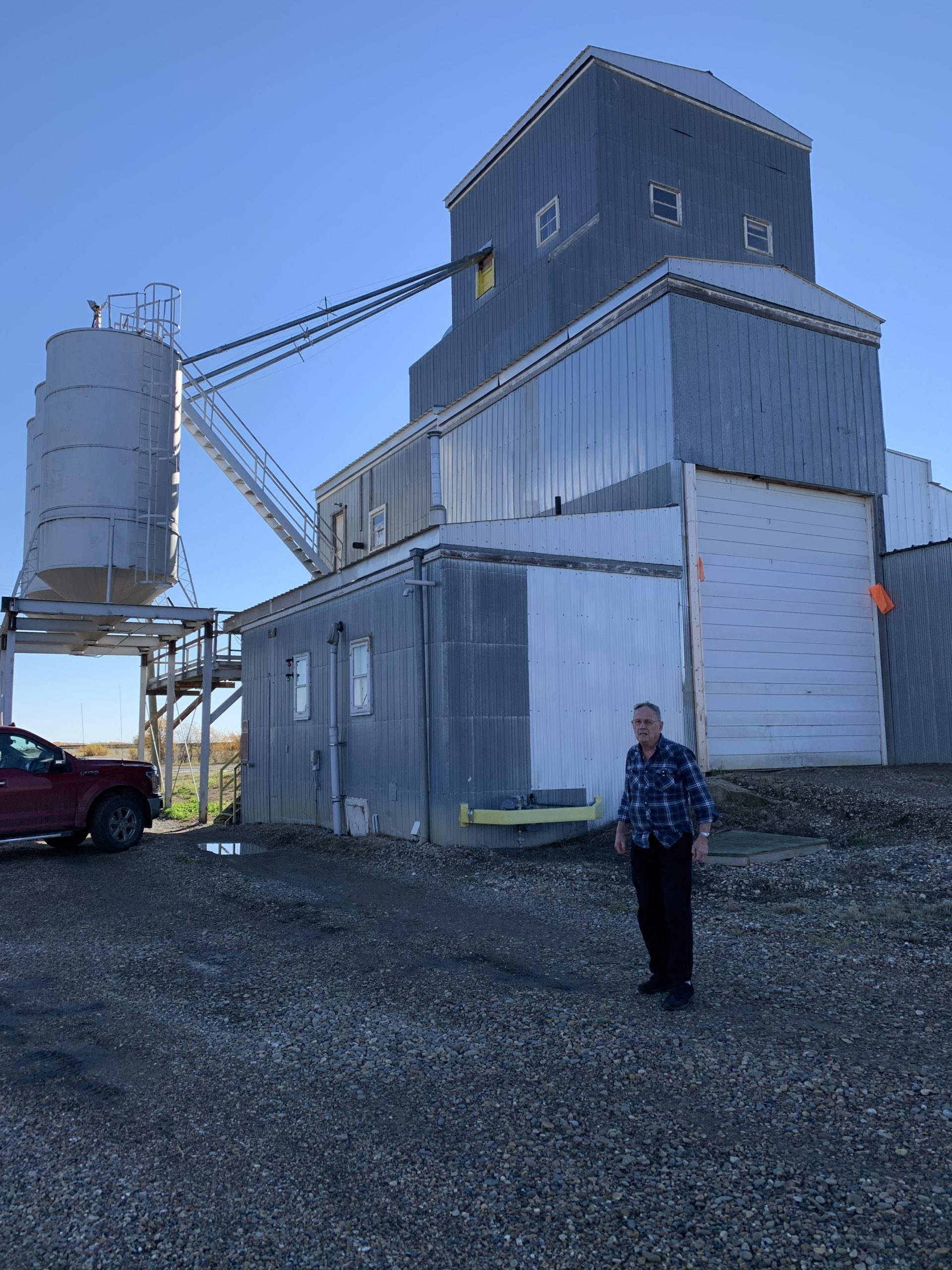 Community Helping Community at the Manning Seed Cleaning Plant